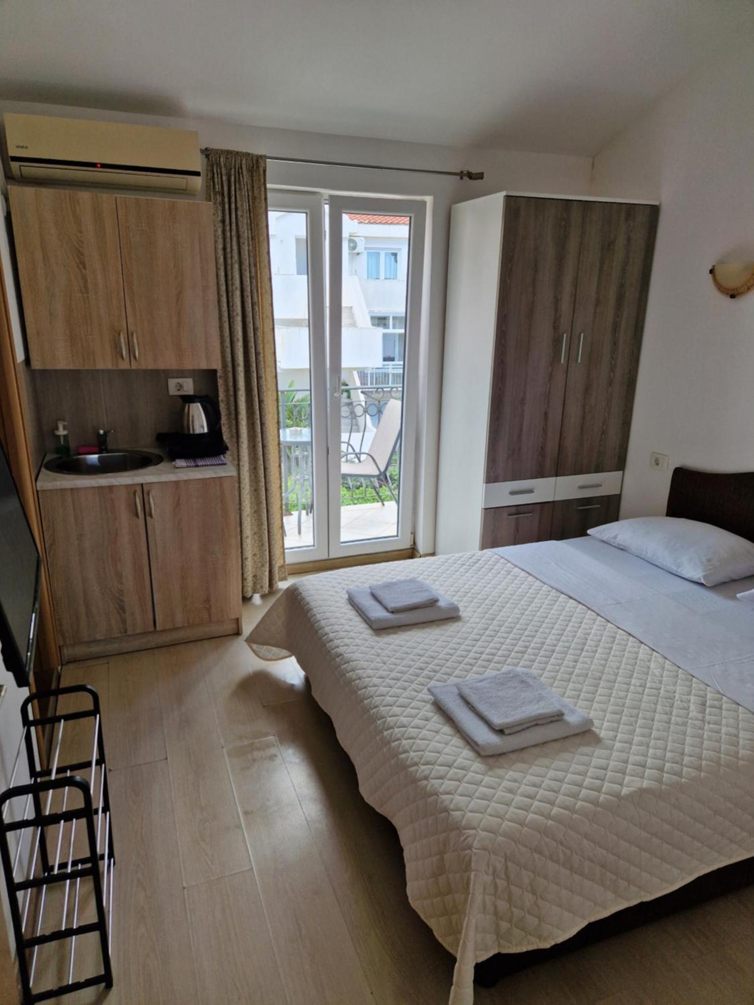 Guest House Damjana Budva Exterior foto