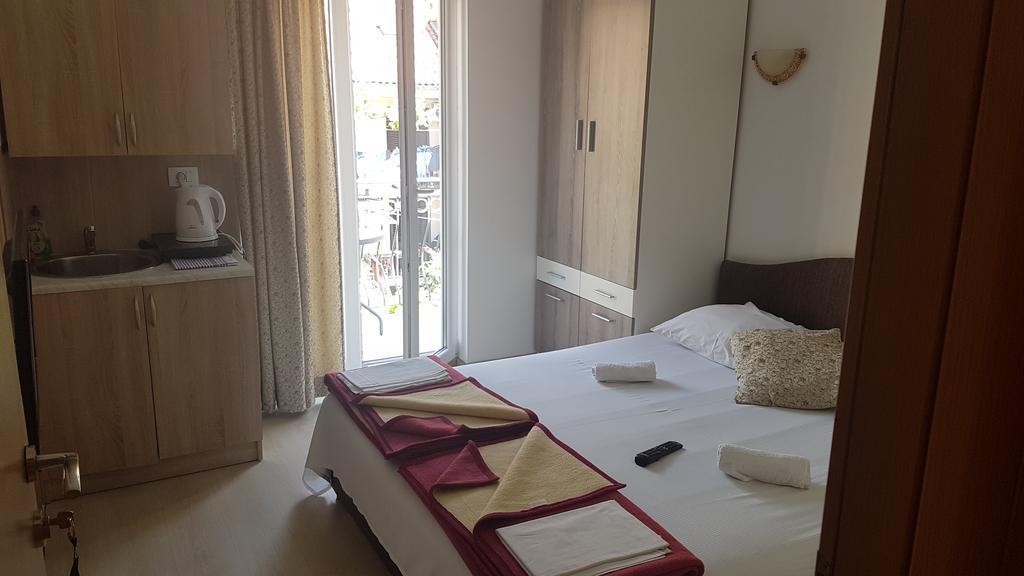 Guest House Damjana Budva Exterior foto